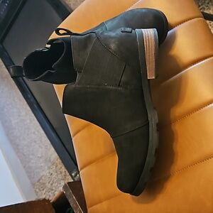 ⚠Last chance‼️ will be removed Friday Sorel boots black size 9, great condition!